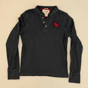 Vintage Abercrombie & Fitch Navy Blue Long Sleeve Henley with Red Moose